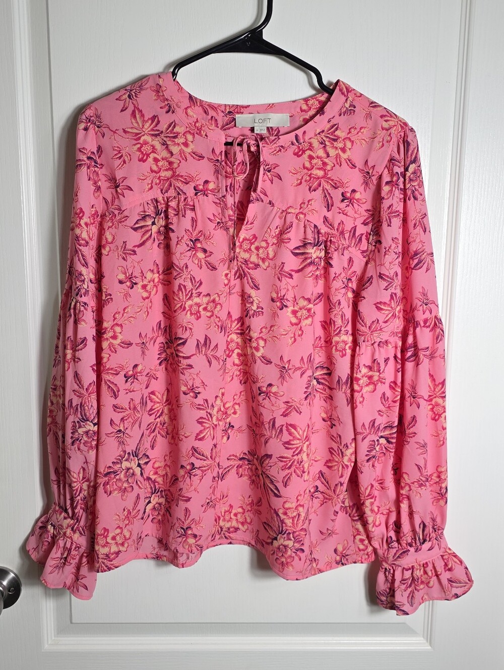 Womens Loft Semi Sheer Floral Pink Top Size Medium